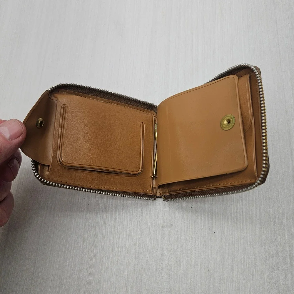 Vintage Hand‎ Tooled Leather Horse Wallet Brown Zip Around Bifold Wallet